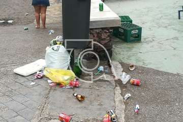 Melenara amanece sucia y maloliente (Foto TA)